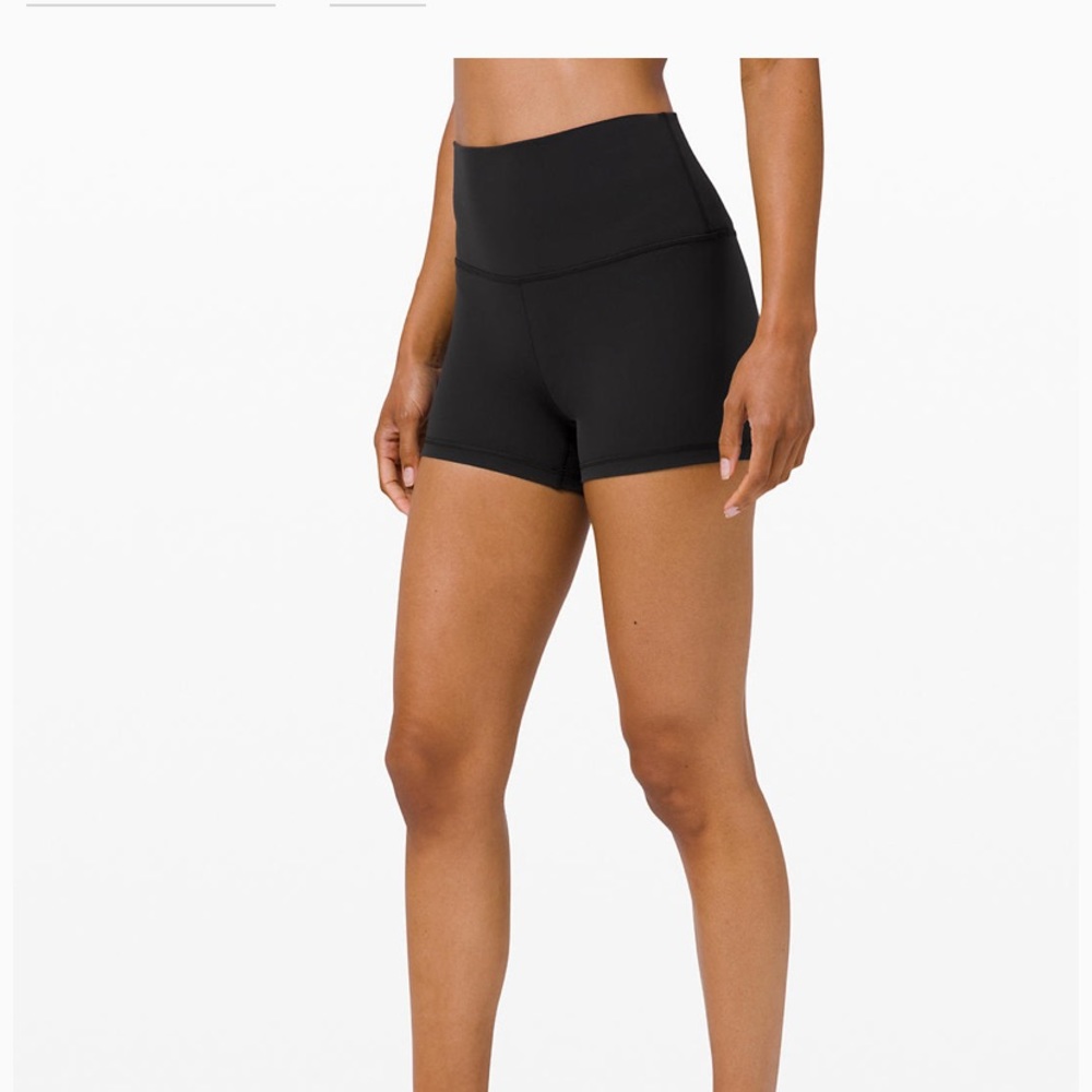 Lululemon_Align 4” shorts